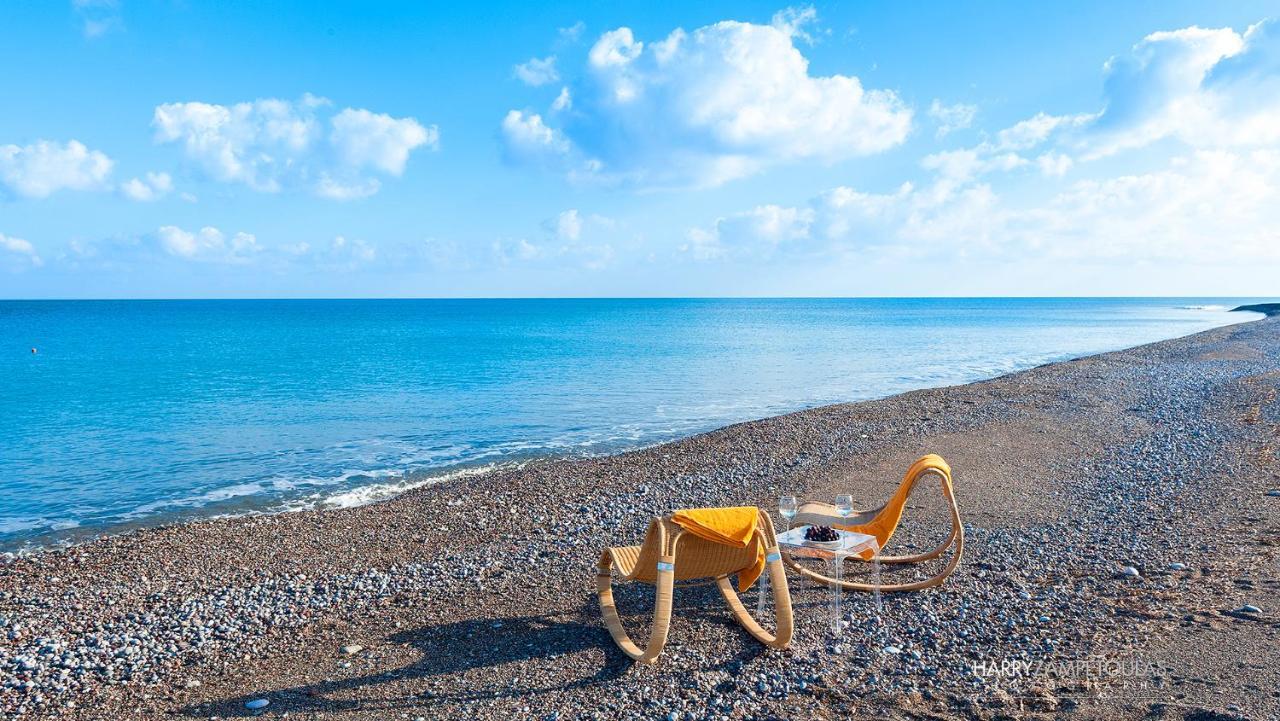 Cristelia Seafront & Pool Villa Лакания Экстерьер фото