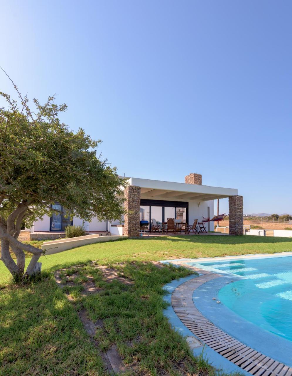 Cristelia Seafront & Pool Villa Лакания Экстерьер фото