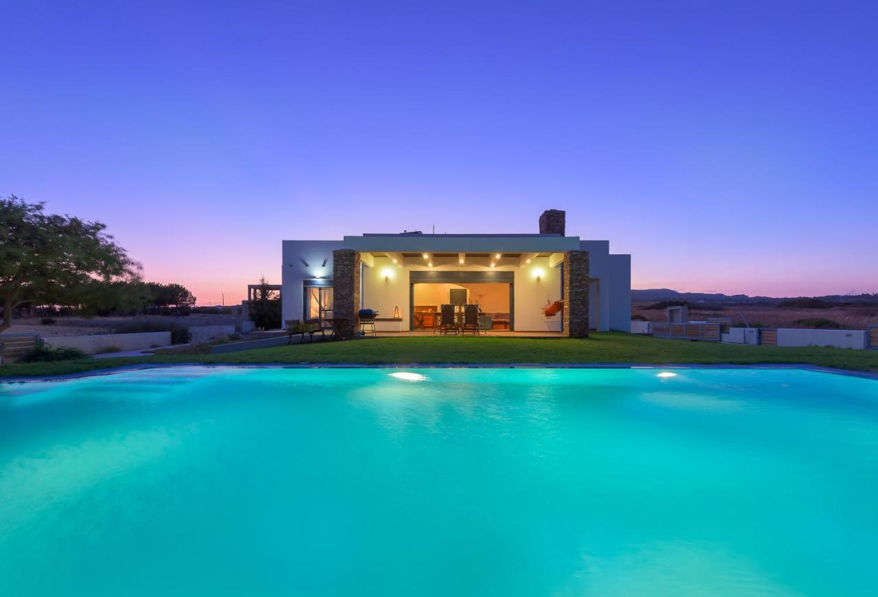 Cristelia Seafront & Pool Villa Лакания Экстерьер фото