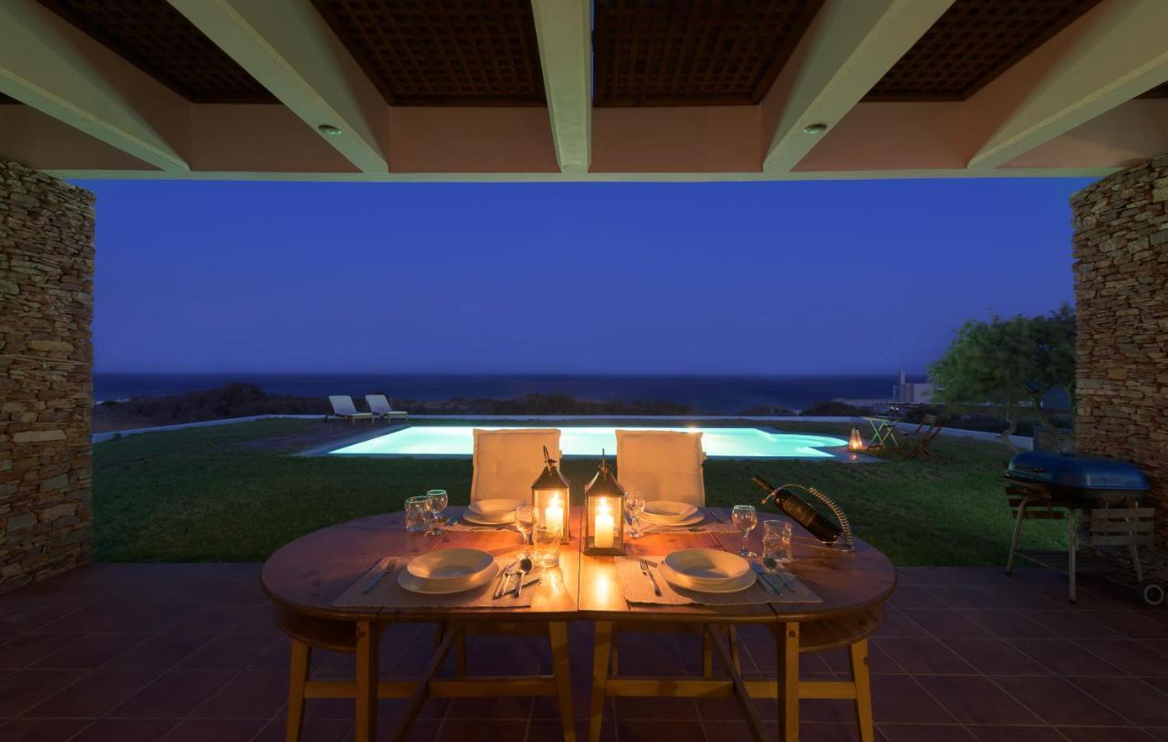 Cristelia Seafront & Pool Villa Лакания Экстерьер фото